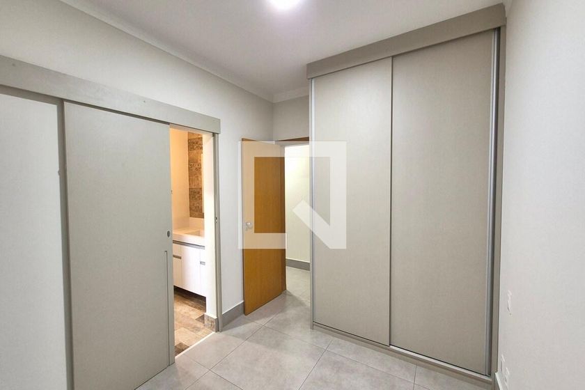 Casa à Venda - Swiss Park, 4 Quartos,  216 m2 em , Campinas - sp | SoloBR