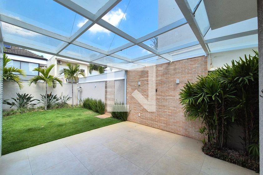 Casa à Venda - Swiss Park, 4 Quartos,  216 m2 em , Campinas - sp | SoloBR