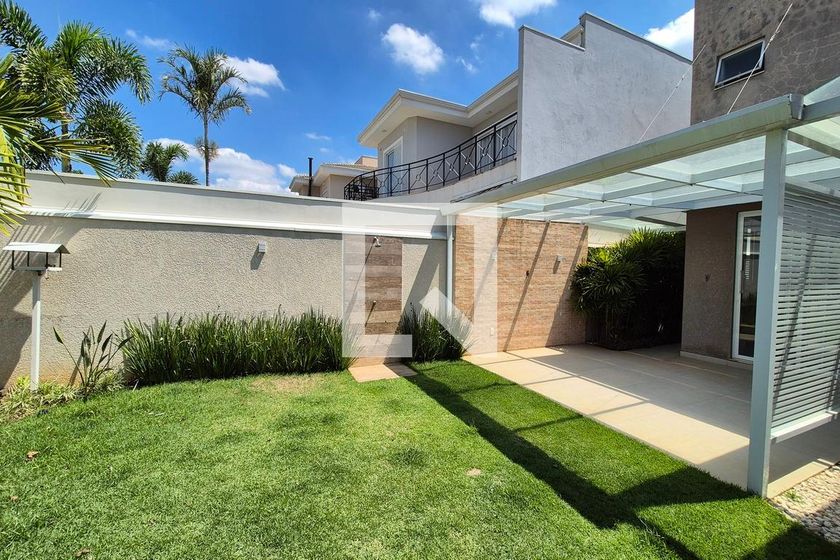 Casa à Venda - Swiss Park, 4 Quartos,  216 m2 em , Campinas - sp | SoloBR