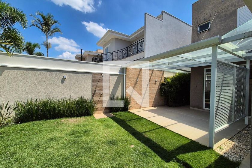 Casa à Venda - Swiss Park, 4 Quartos,  216 m2 em , Campinas - sp | SoloBR