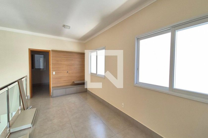 Casa à Venda - Swiss Park, 4 Quartos,  216 m2 em , Campinas - sp | SoloBR