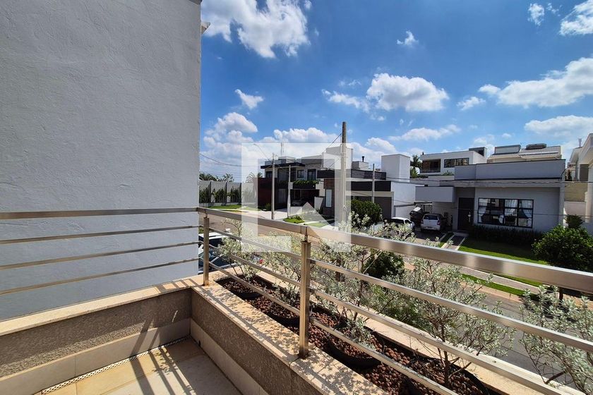 Casa à Venda - Swiss Park, 4 Quartos,  216 m2 em , Campinas - sp | SoloBR