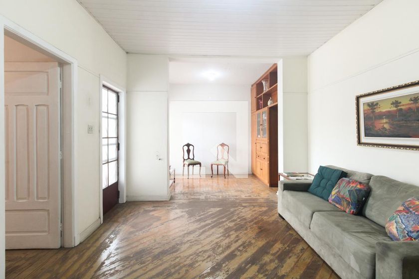 Casa, 2 quartos, 247 m² - Foto 1