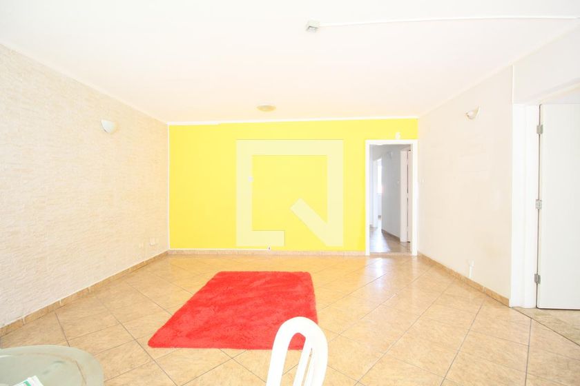 Casa, 3 quartos, 234 m² - Foto 1