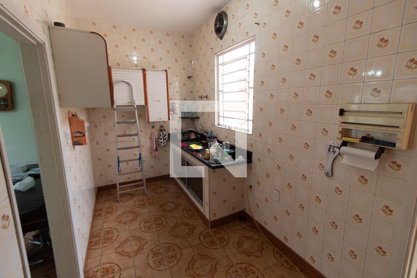 Casa à Venda - Taquaral, 3 Quartos,  300 m2 em , Campinas - sp | SoloBR