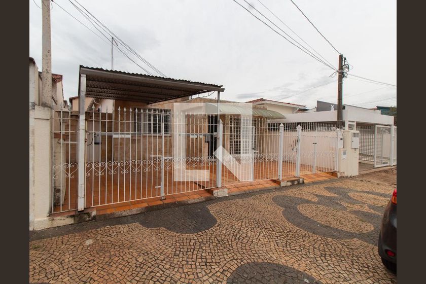 Casa à Venda - Taquaral, 3 Quartos,  300 m2 em , Campinas - sp | SoloBR