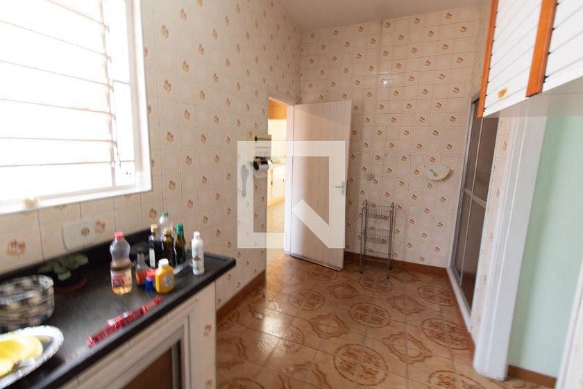 Casa à Venda - Taquaral, 3 Quartos,  300 m2 em , Campinas - sp | SoloBR