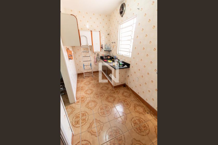 Casa à Venda - Taquaral, 3 Quartos,  300 m2 em , Campinas - sp | SoloBR