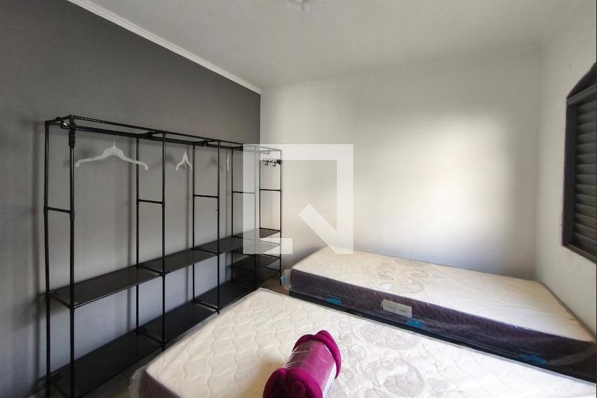 Casa à Venda - Jardim do Lago, 6 Quartos,  400 m2 em , Campinas - sp | SoloBR