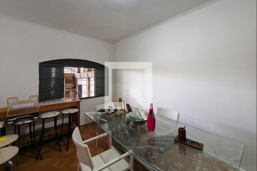 Casa à Venda - Jardim do Lago, 6 Quartos,  400 m2 em , Campinas - sp | SoloBR