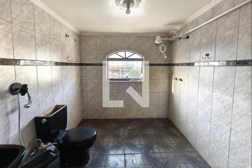 Casa à Venda - Jardim do Lago, 6 Quartos,  400 m2 em , Campinas - sp | SoloBR