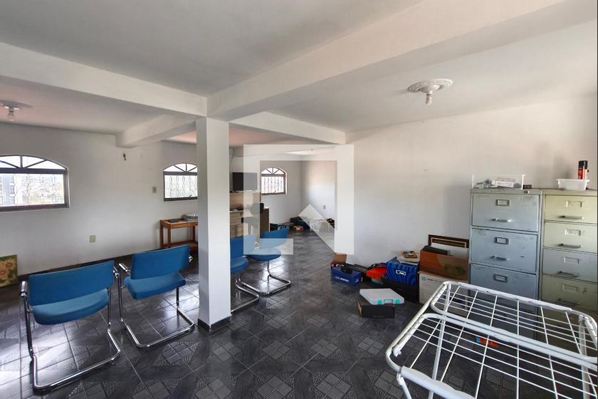 Casa à Venda - Jardim do Lago, 6 Quartos,  400 m2 em , Campinas - sp | SoloBR
