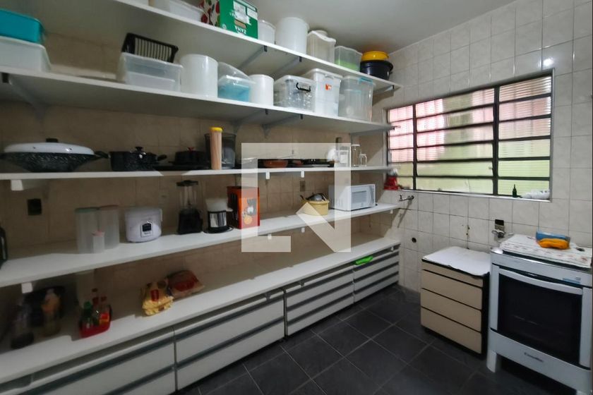 Casa à Venda - Jardim do Lago, 6 Quartos,  400 m2 em , Campinas - sp | SoloBR
