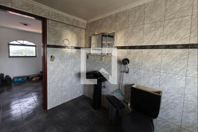 Casa à Venda - Jardim do Lago, 6 Quartos,  400 m2 em , Campinas - sp | SoloBR
