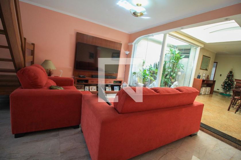 Casa, 3 quartos, 190 m² - Foto 1