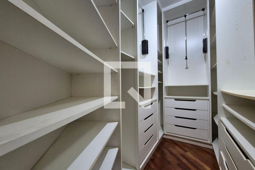 Casa à Venda - Parque Prado, 4 Quartos,  291 m2 em , Campinas - sp | SoloBR