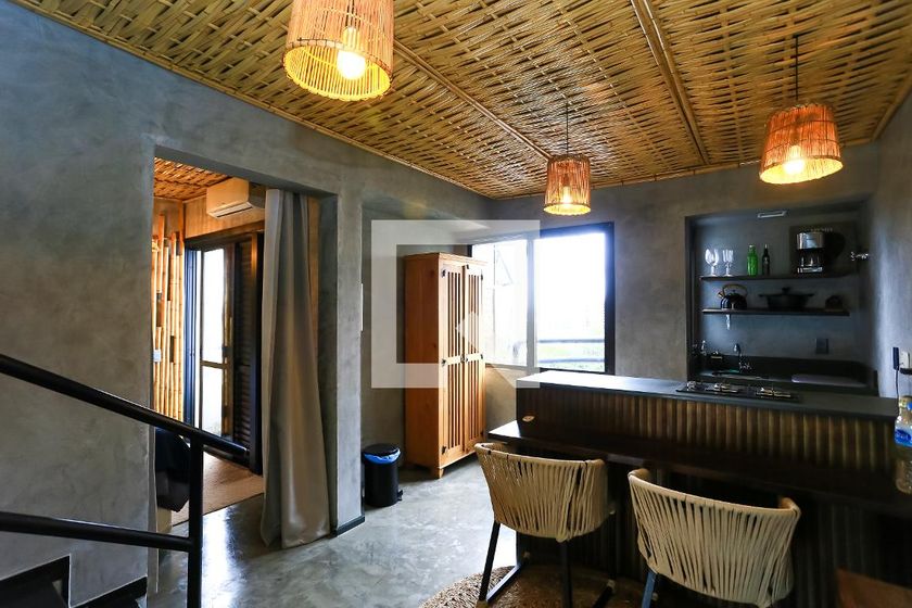 Kitnet-Studio, 81 m² - Foto 1