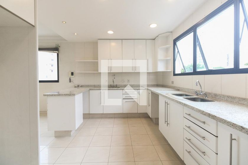 Apartamento, 3 quartos, 280 m² - Foto 109