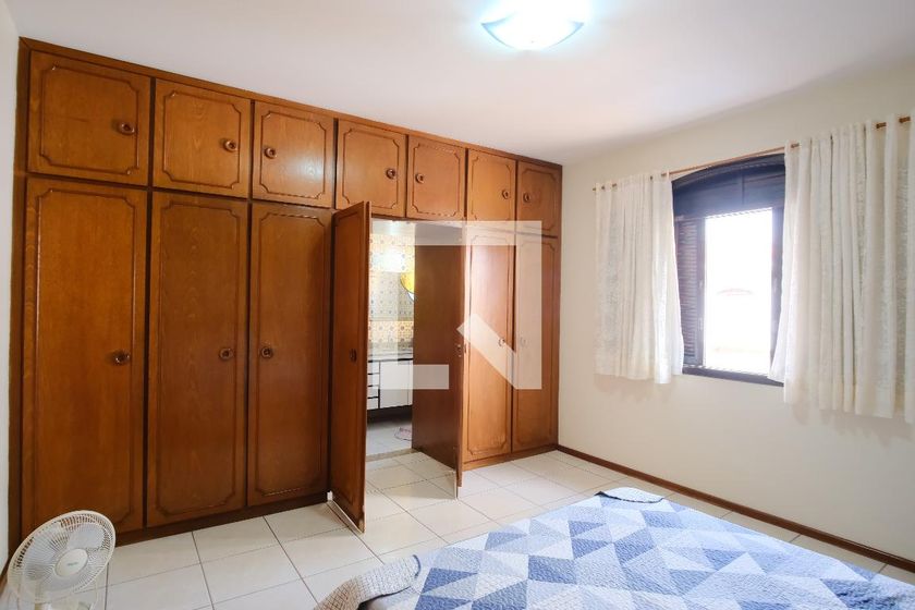 Casa, 4 quartos, 198 m² - Foto 57