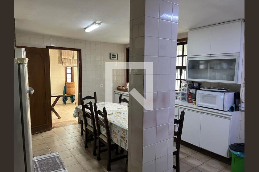 Casa, 7 quartos, 269 m² - Foto 37