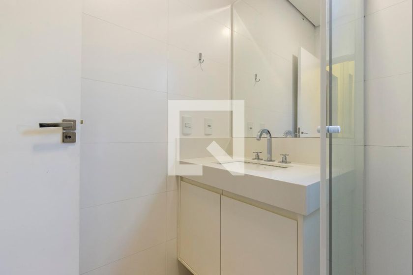 Casa à Venda - Lot. Alphaville Campinas, 4 Quartos,  350 m2 em , Campinas - sp | SoloBR