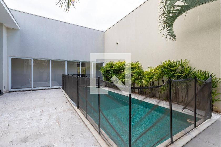 Casa à Venda - Lot. Alphaville Campinas, 4 Quartos,  350 m2 em , Campinas - sp | SoloBR