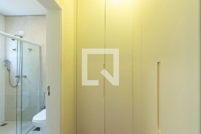 Casa à Venda - Lot. Alphaville Campinas, 4 Quartos,  350 m2 em , Campinas - sp | SoloBR