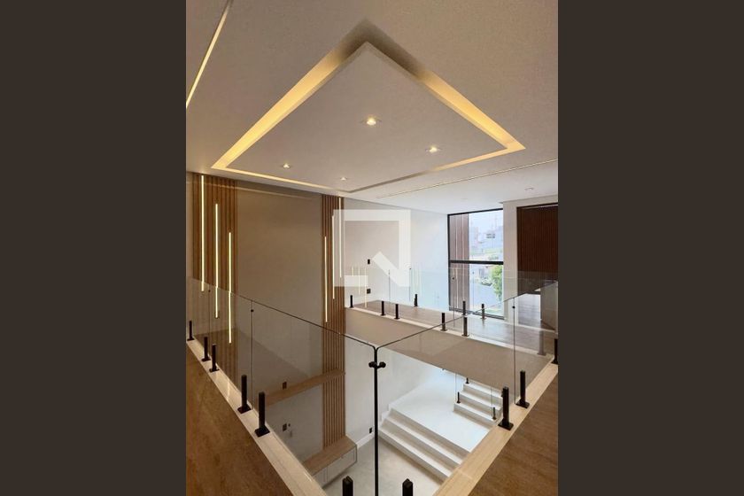 Casa à Venda - Swiss Park, 3 Quartos,  314 m2 em , Campinas - sp | SoloBR