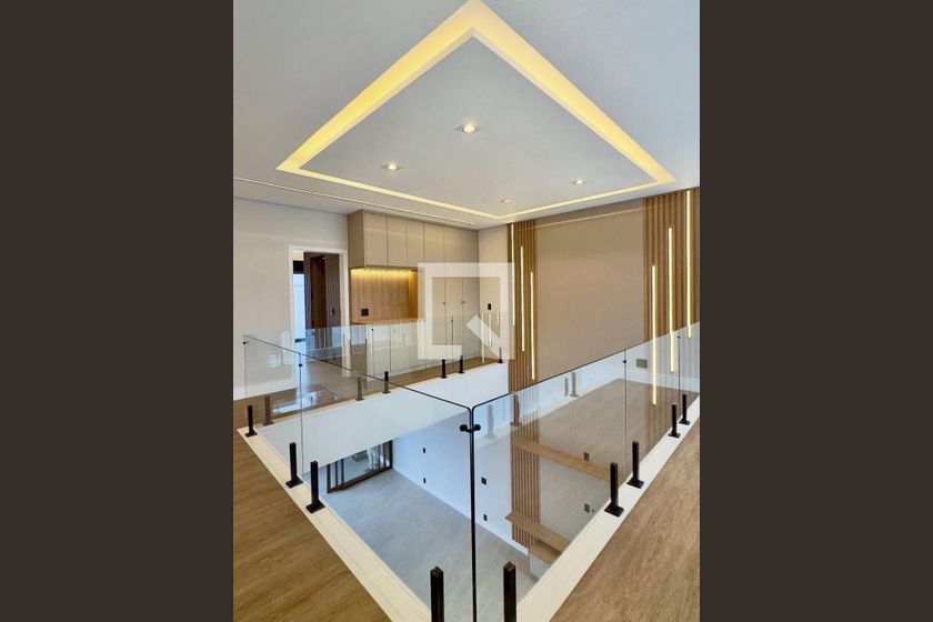 Casa à Venda - Swiss Park, 3 Quartos,  314 m2 em , Campinas - sp | SoloBR