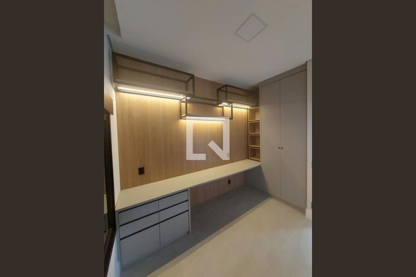 Casa à Venda - Swiss Park, 3 Quartos,  314 m2 em , Campinas - sp | SoloBR