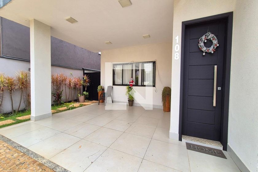 Casa à Venda - Swiss Park, 3 Quartos,  190 m2 em , Campinas - sp | SoloBR