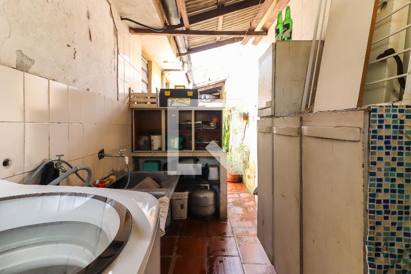 Casa, 4 quartos, 252 m² - Foto 47