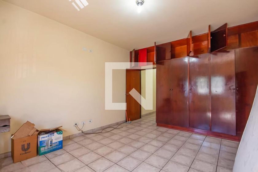 Casa, 3 quartos, 235 m² - Foto 8