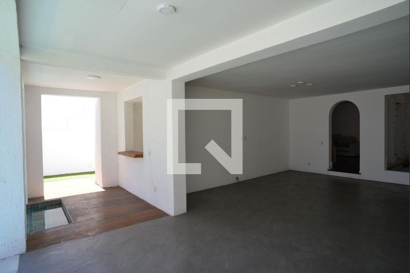 Casa, 4 quartos, 1425 m² - Foto 1
