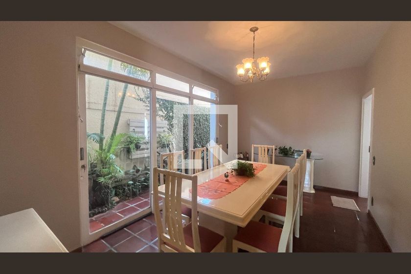 Casa à Venda - Guanabara, 3 Quartos,  242 m2 em , Campinas - sp | SoloBR