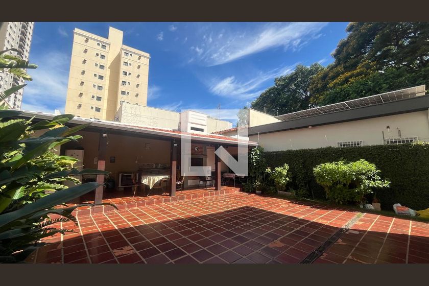 Casa à Venda - Guanabara, 3 Quartos,  242 m2 em , Campinas - sp | SoloBR