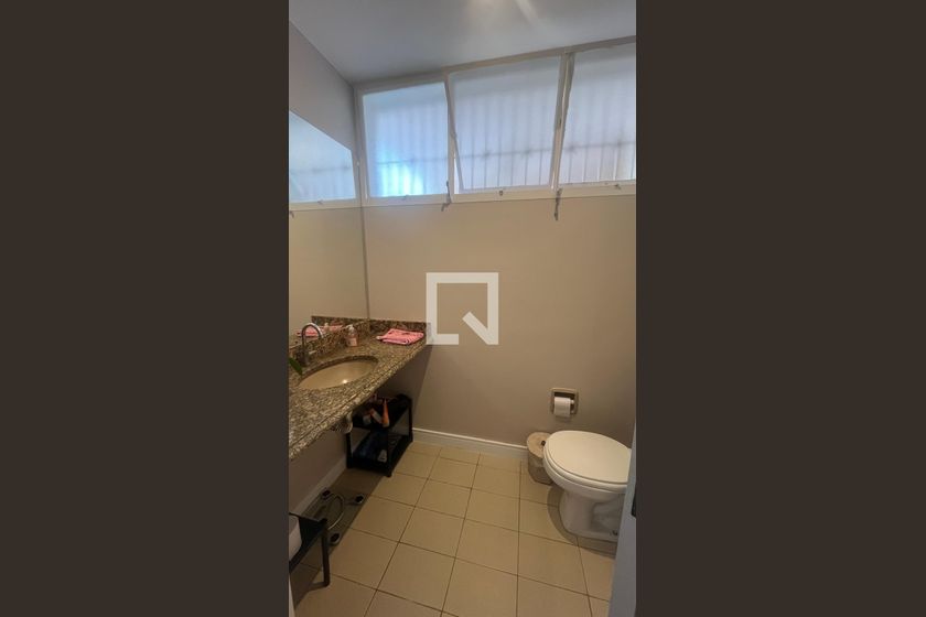 Casa à Venda - Guanabara, 3 Quartos,  242 m2 em , Campinas - sp | SoloBR