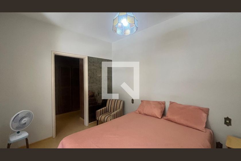 Casa à Venda - Guanabara, 3 Quartos,  242 m2 em , Campinas - sp | SoloBR