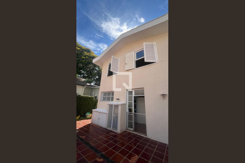 Casa à Venda - Guanabara, 3 Quartos,  242 m2 em , Campinas - sp | SoloBR