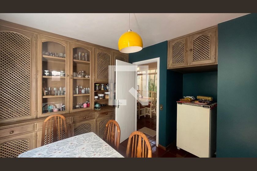 Casa à Venda - Guanabara, 3 Quartos,  242 m2 em , Campinas - sp | SoloBR