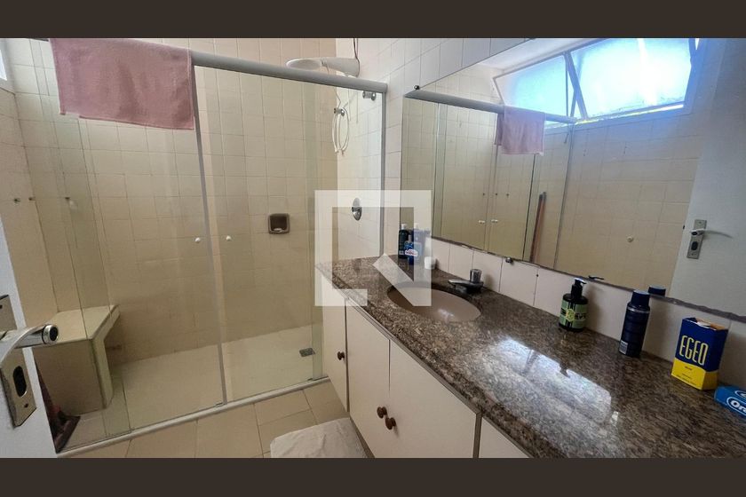 Casa à Venda - Guanabara, 3 Quartos,  242 m2 em , Campinas - sp | SoloBR