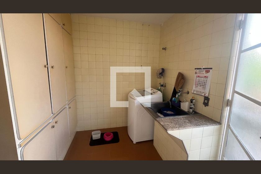 Casa à Venda - Guanabara, 3 Quartos,  242 m2 em , Campinas - sp | SoloBR