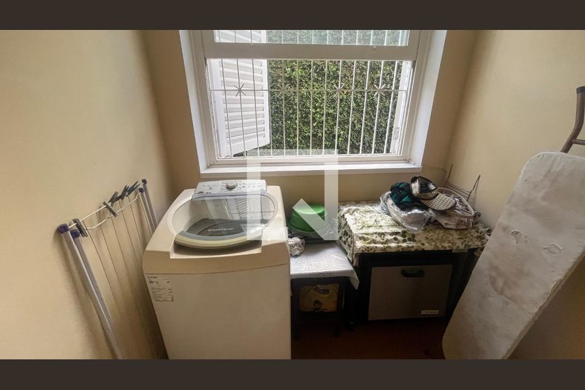 Casa à Venda - Guanabara, 3 Quartos,  242 m2 em , Campinas - sp | SoloBR