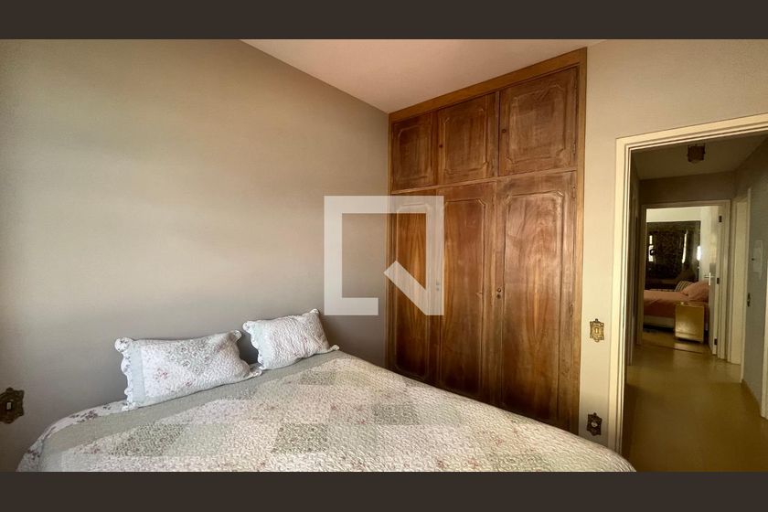 Casa à Venda - Guanabara, 3 Quartos,  242 m2 em , Campinas - sp | SoloBR