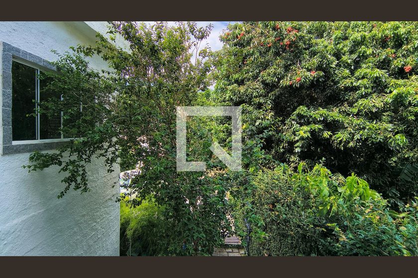 Casa, 5 quartos, 270 m² - Foto 44