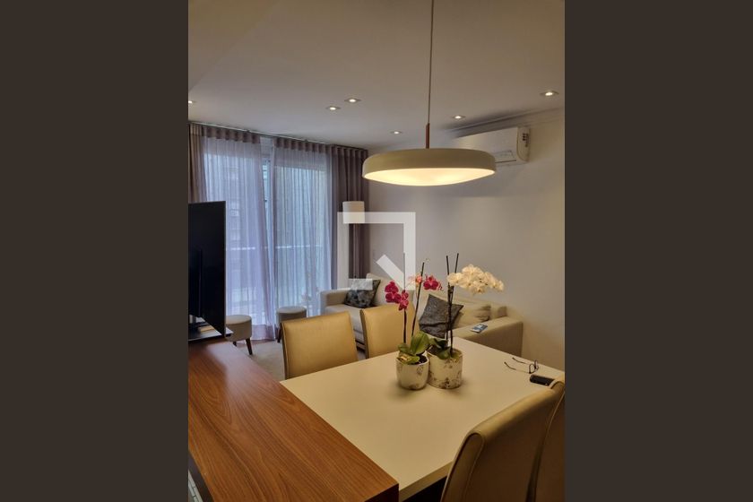 Apartamento à Venda - Cambuí, 2 Quartos,  72 m2 em , Campinas - sp | SoloBR