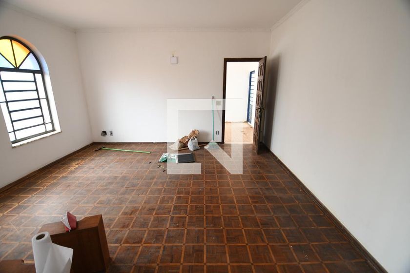 Casa à Venda - Jardim Chapadão, 3 Quartos,  330 m2 em , Campinas - sp | SoloBR