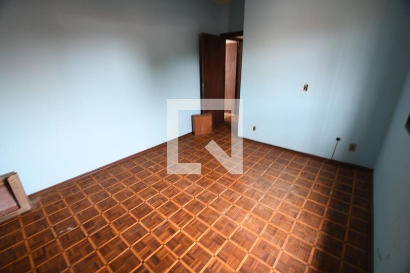 Casa à Venda - Jardim Chapadão, 3 Quartos,  330 m2 em , Campinas - sp | SoloBR