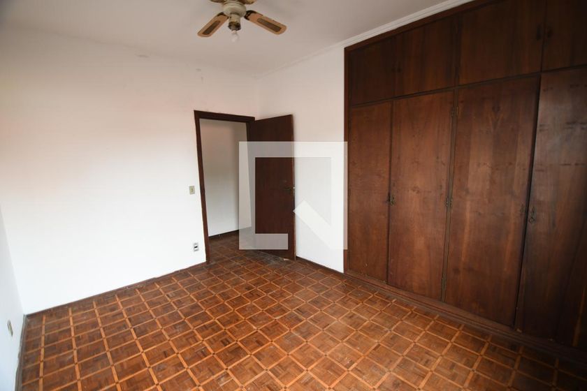Casa à Venda - Jardim Chapadão, 3 Quartos,  330 m2 em , Campinas - sp | SoloBR
