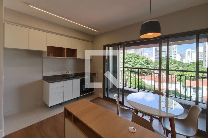 Apartamento à Venda - Cambuí, 1 Quarto,  43 m2 em , Campinas - sp | SoloBR
